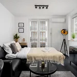 Apartments Deluxe Barcelona 55